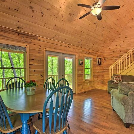 Murphy Cabin With Spacious Deck And Forest Views! ภายนอก รูปภาพ
