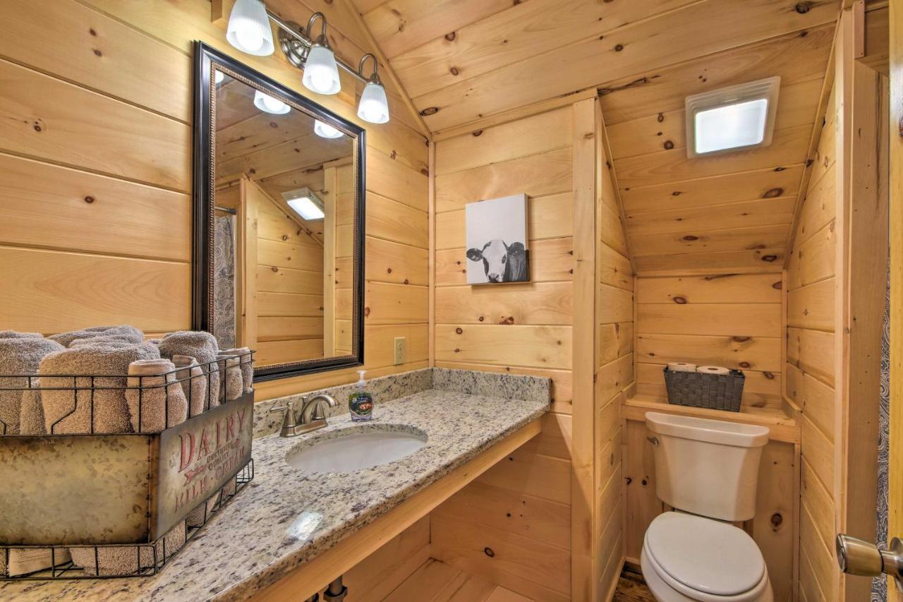 Murphy Cabin With Spacious Deck And Forest Views! ภายนอก รูปภาพ